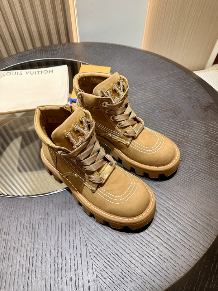 LV BOOTS FOR-LV153