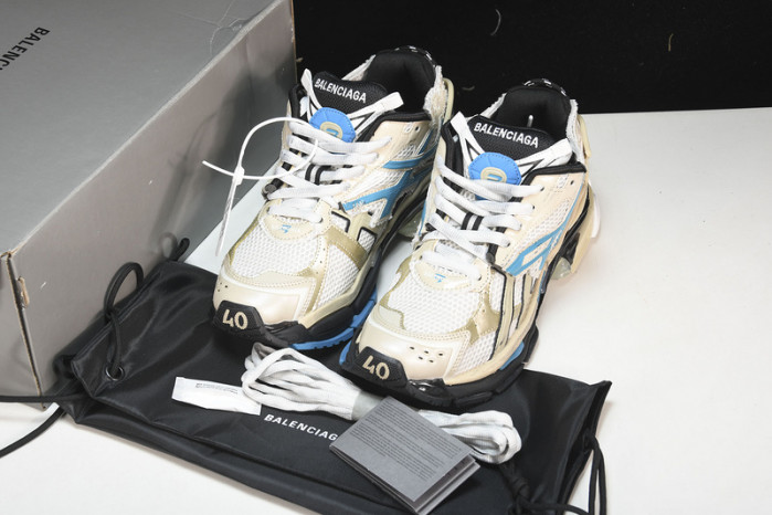 BLCG  × RUNNER W5RH6-0312