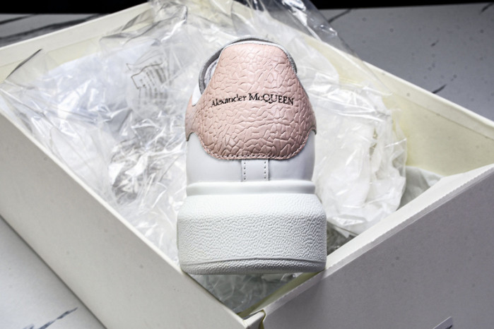 MQ Sneakers