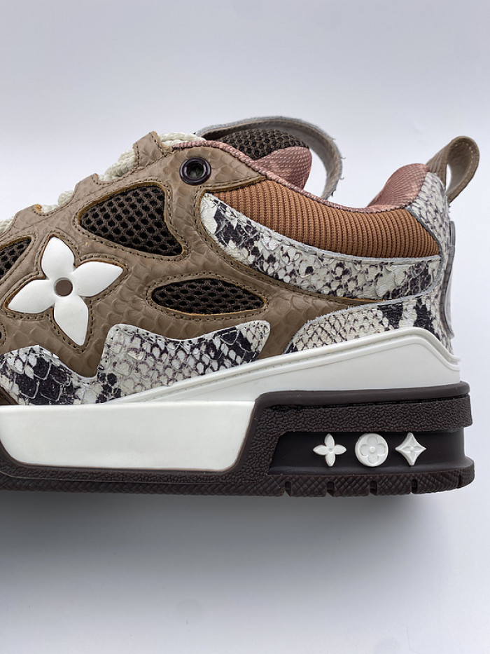 LV SNEAKER LOW 81701